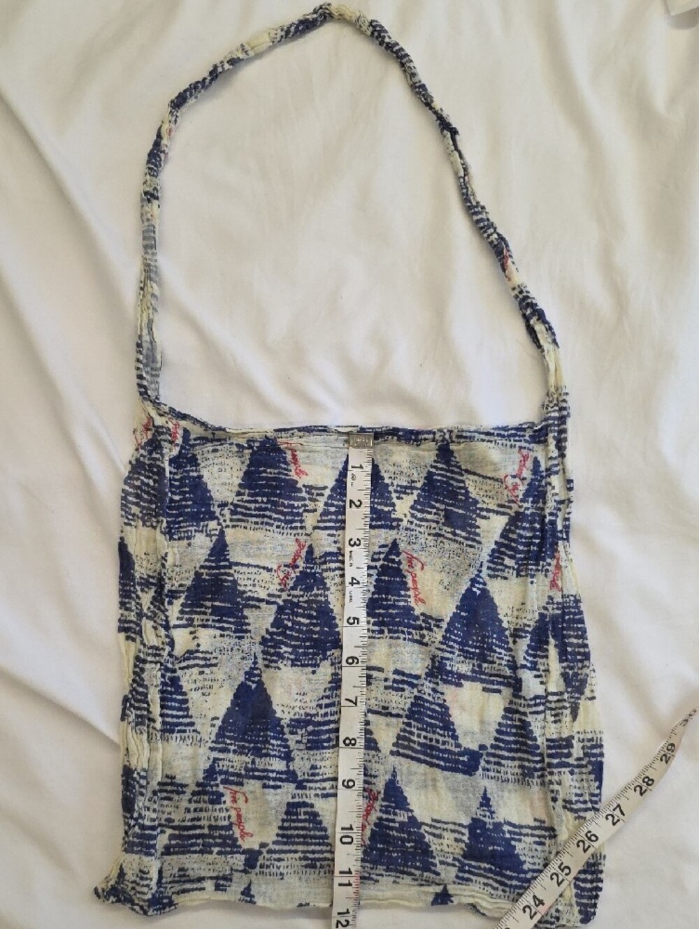 Free People Bundle 2 Bags Blue & Cream Boho And Cream Hot Pink - Picture 4 of 8